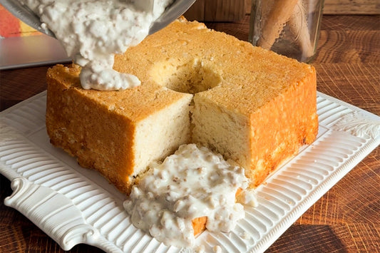 Giant Biscuit Loaf with Sausage Gravy